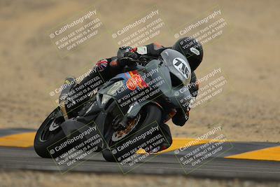 media/Jan-14-2023-SoCal Trackdays (Sat) [[497694156f]]/Turn 12 (120pm)/